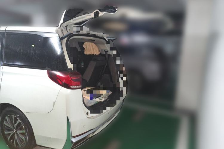 Used GAC Trumpchi M8 2021 Lingxiu Series 390T Deluxe Edition Trunk