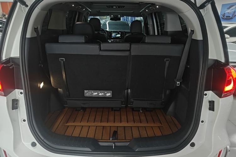 Used GAC Trumpchi M8 2021 Master Series 390T Prestige Edition Trunk