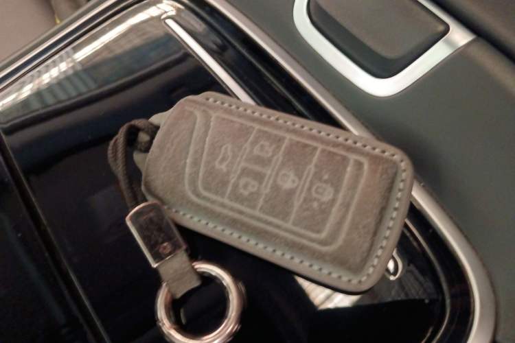 Used GAC Trumpchi M8 2021 Master Series 390T Prestige Edition Vehicle Key