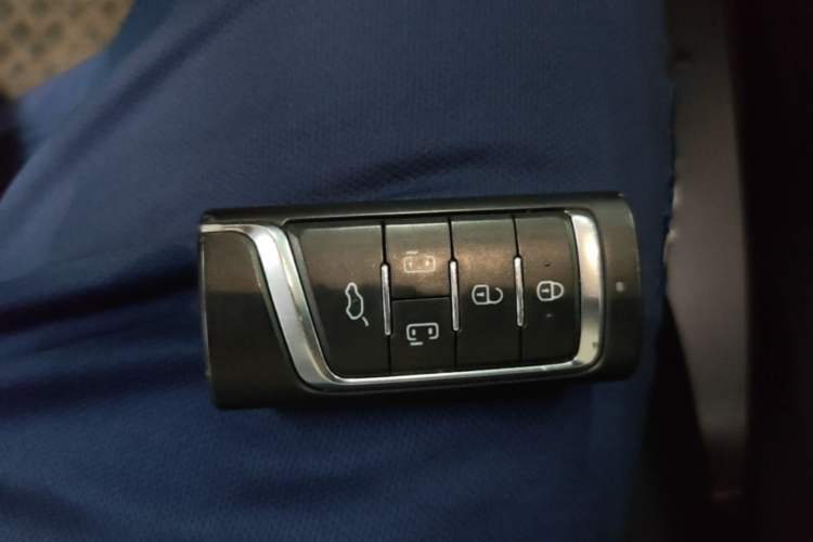 Used GAC Trumpchi M8 2021 Master Series 390T Ultimate Edition Vehicle Key