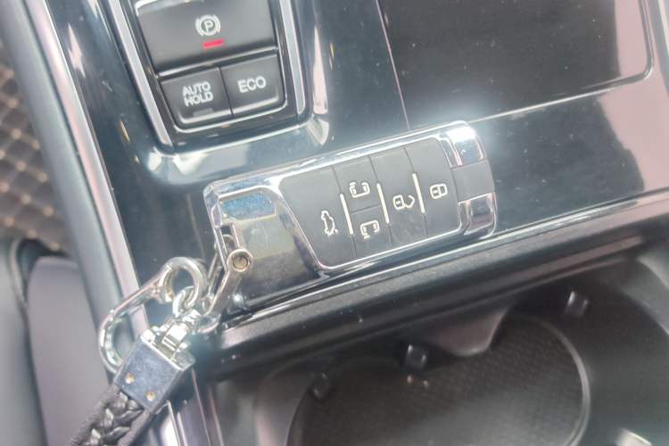 Used GAC Trumpchi M8 2021 Master Series 390T Ultimate Edition Vehicle Key