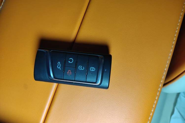 Used GAC Trumpchi M8 2021 Revised Version Lingxiu Series 390T Luxury Edition Vehicle Key