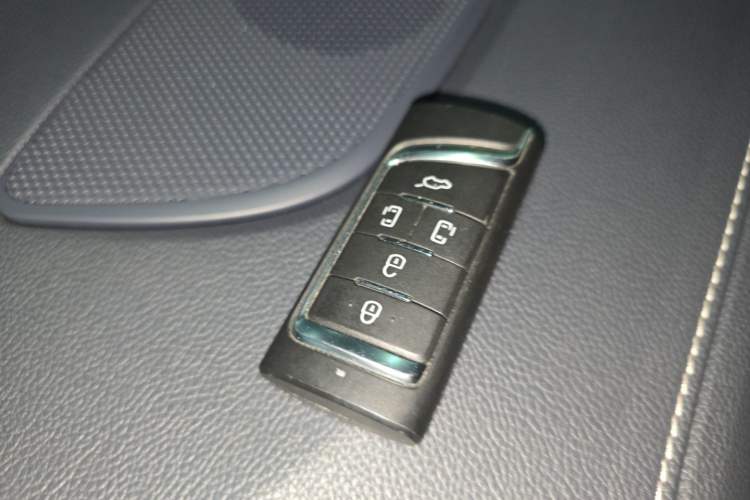 Used GAC Trumpchi M8 2021 Master Series 390T Four-Seat Glory Edition Vehicle Key