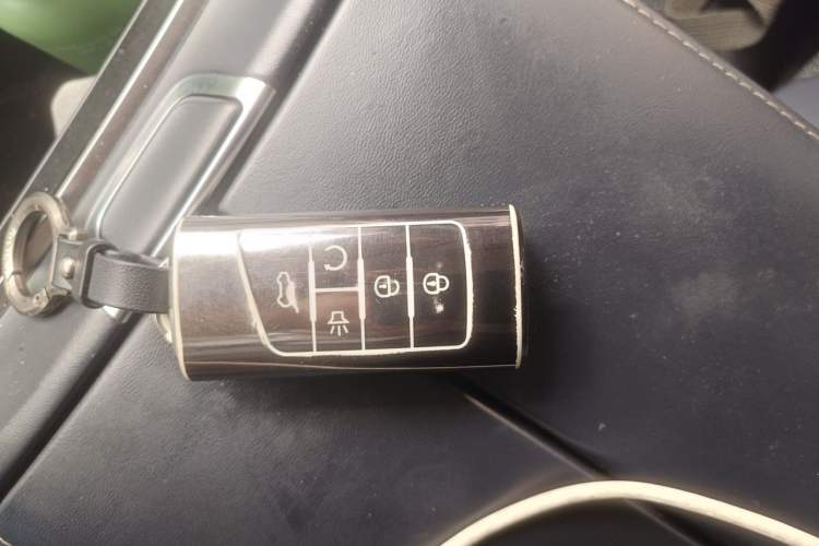 Used GAC Trumpchi M8 2021 Lingxiu Series 390T Deluxe Edition Vehicle Key