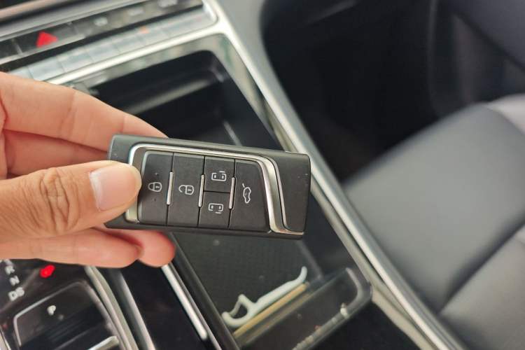 Used GAC Trumpchi M8 2021 Master Series 390T Ultimate Edition Vehicle Key