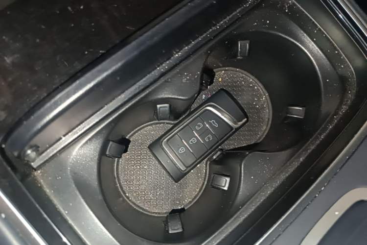 Used GAC Trumpchi M8 2021 Master Series 390T Prestige Edition Vehicle Key