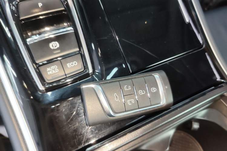 Used GAC Trumpchi M8 2021 Master Series 390T Ultimate Edition Vehicle Key