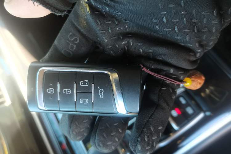 Used GAC Trumpchi M8 2021 Master Series 390T Prestige Edition Vehicle Key