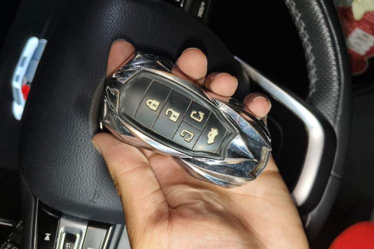 Used GAC Trumpchi M8 2021 Master Series 390T Prestige Edition Vehicle Key