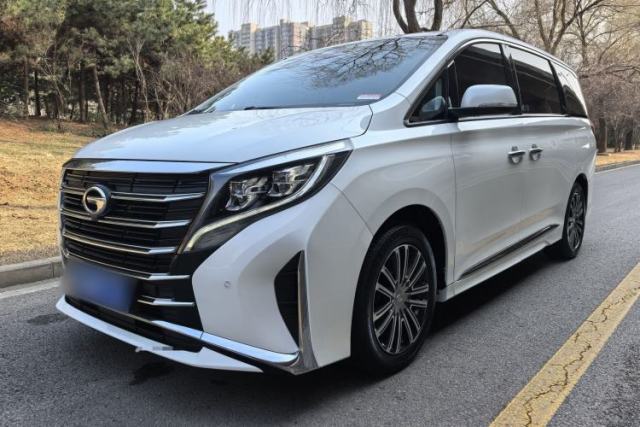 GAC Trumpchi M8 2021 Lingxiu Series 390T Deluxe Edition مستعملة