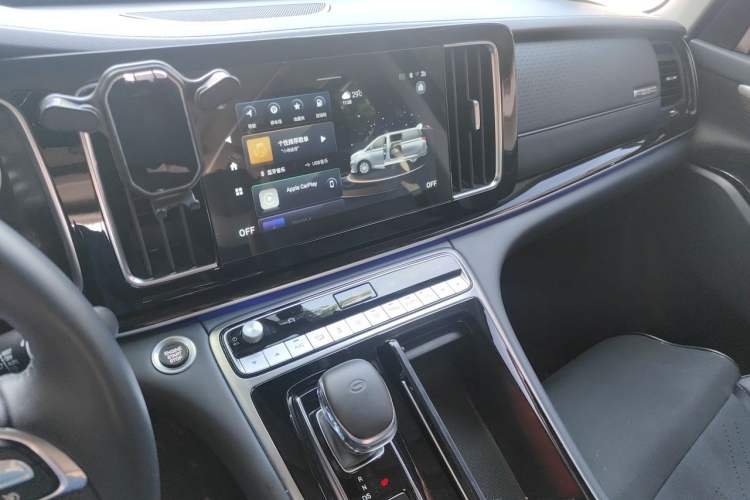 Used GAC Trumpchi M8 2023 Lingxiu Series 390T Prestige Edition Audio And AC Panel
