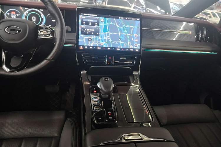 Used GAC Trumpchi M8 2023 Zongshi Series Dual-Motor Supreme Edition Audio And AC Panel