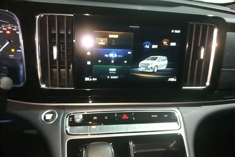 Used GAC Trumpchi M8 2023 Lingxiu Series 390T Deluxe Edition Audio And AC Panel