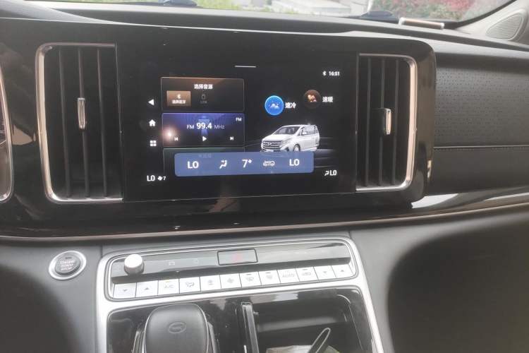 Used GAC Trumpchi M8 2023 Lingxiu Series 390T Deluxe Edition Audio And AC Panel