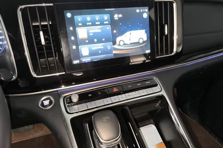 Used GAC Trumpchi M8 2023 Lingxiu Series 390T Prestige Edition Audio And AC Panel