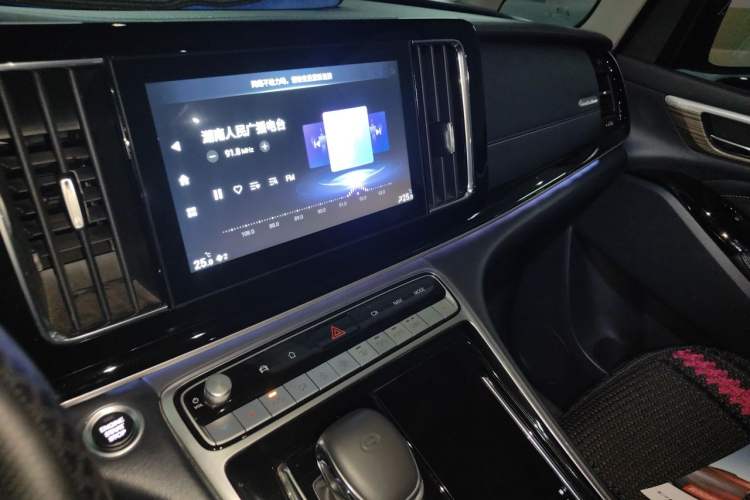 Used GAC Trumpchi M8 2023 Lingxiu Series 390T Prestige Edition Audio And AC Panel
