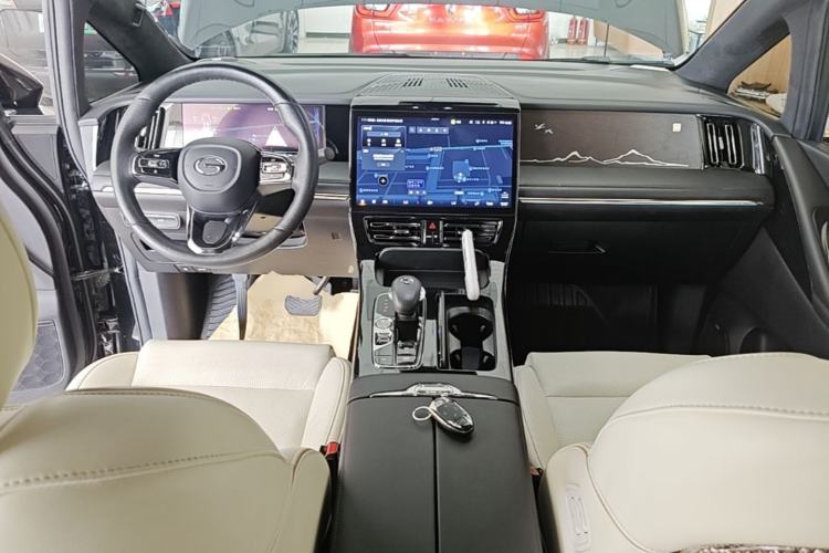 Used GAC Trumpchi M8 2023 Zongshi Series 400T Flagship Edition Center Console