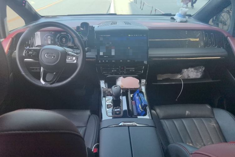 Used GAC Trumpchi M8 2023 Zongshi Series Dual-Motor YuZun Edition Center Console
