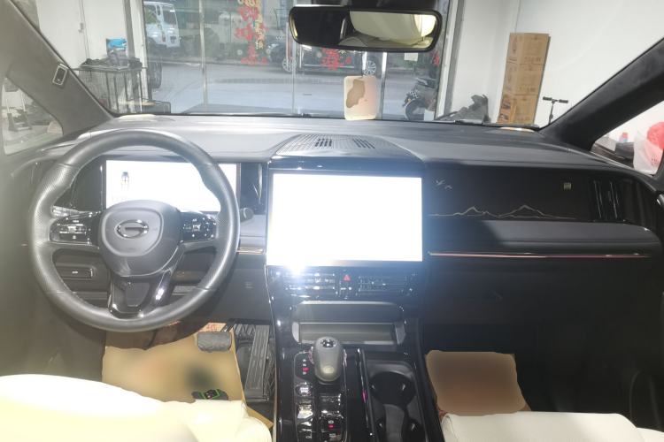 Used GAC Trumpchi M8 2023 Zongshi Series 400T Flagship Edition Center Console