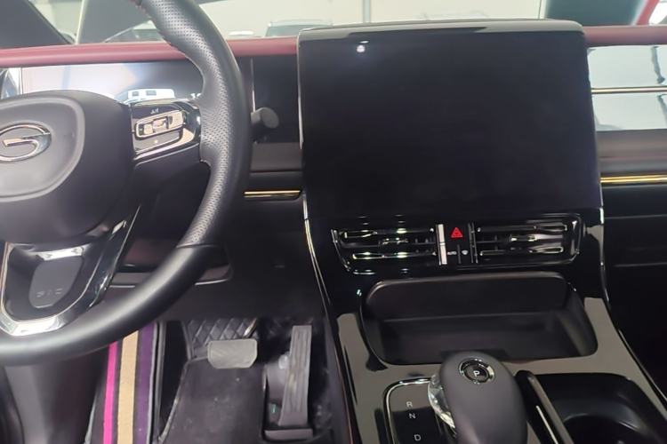 Used GAC Trumpchi M8 2023 Zongshi Series 400T Ultimate Edition Center Console