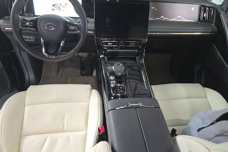 Used GAC Trumpchi M8 2023 Zongshi Series Dual-Motor YuZun Edition Center Console