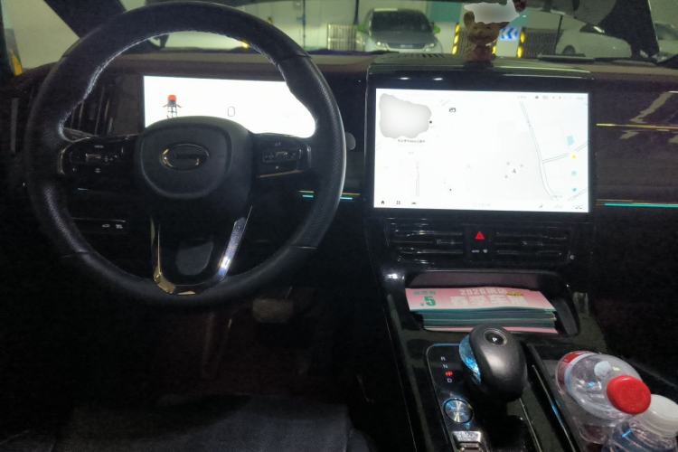 Used GAC Trumpchi M8 2023 Zongshi Series Dual-Motor YuZun Edition Center Console