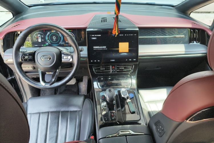Used GAC Trumpchi M8 2023 Zongshi Series Dual-Motor Supreme Edition Center Console