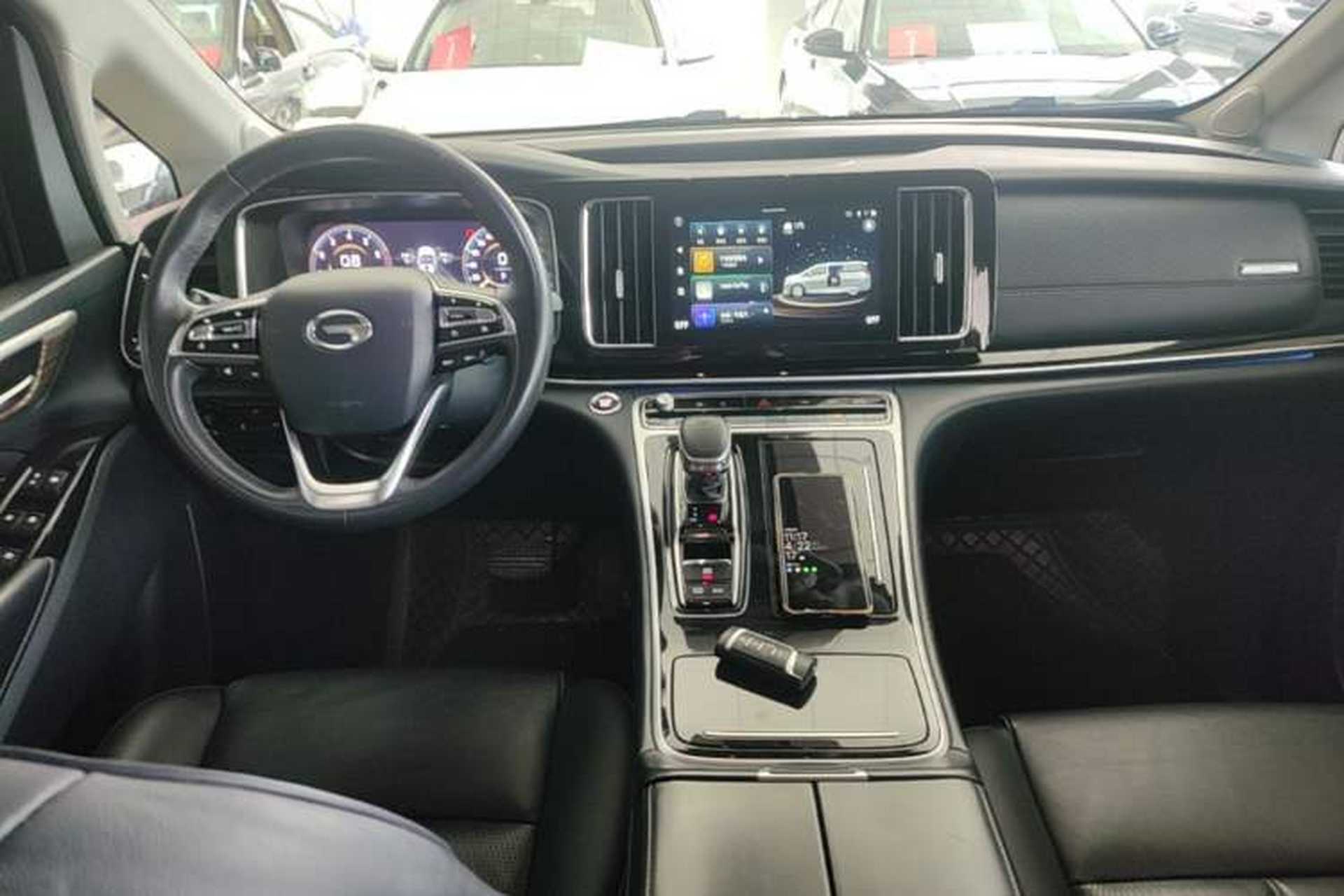 Used GAC Trumpchi M8 2023 Lingxiu Series 390T Prestige Edition Center Console