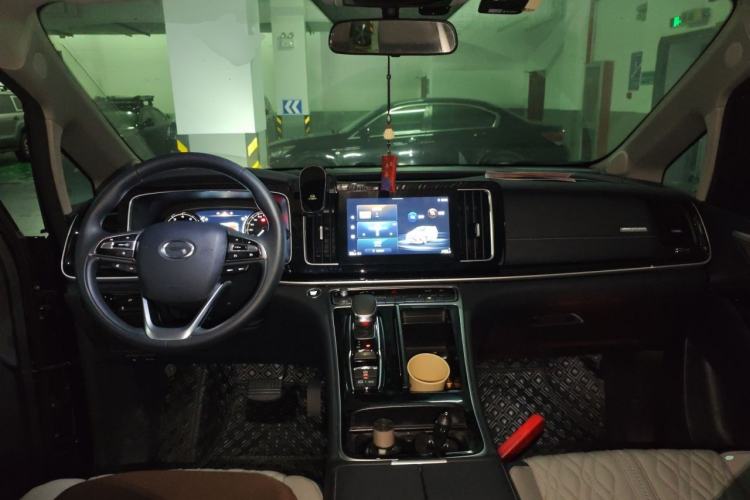 Used GAC Trumpchi M8 2023 Lingxiu Series 390T Luxury Edition Center Console