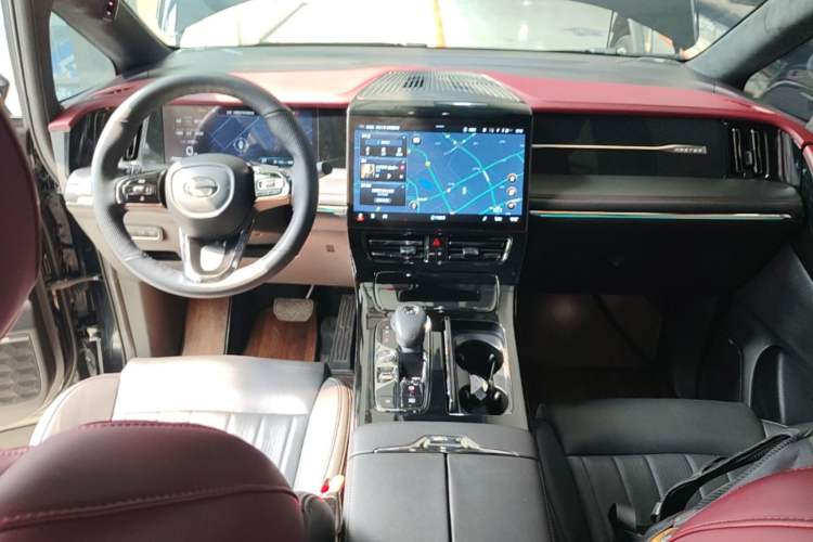 Used GAC Trumpchi M8 2023 Zongshi Series Dual-Motor Flagship Edition Center Console