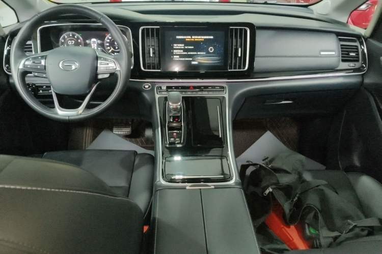 Used GAC Trumpchi M8 2023 Lingxiu Series 390T Prestige Edition Center Console