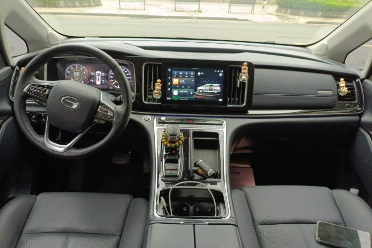 Used GAC Trumpchi M8 2023 Master Series 390T Ultimate Edition Center Console