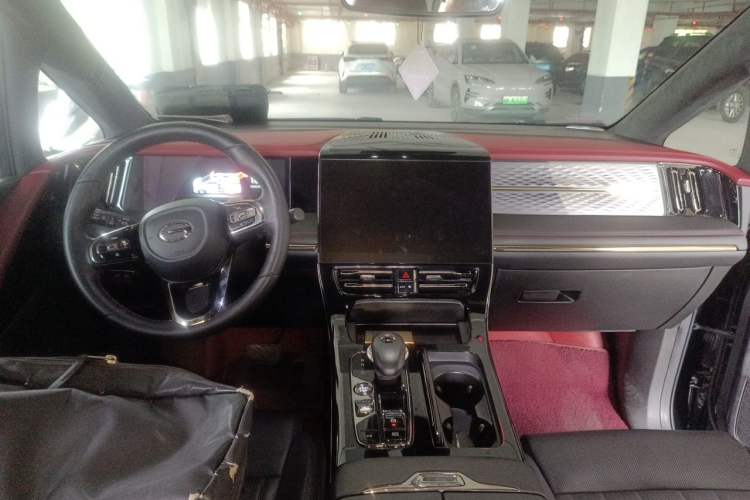 Used GAC Trumpchi M8 2023 Zongshi Series Dual-Motor Flagship Edition Center Console