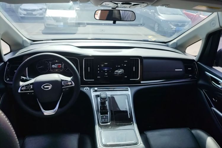 Used GAC Trumpchi M8 2023 Lingxiu Series 390T Deluxe Edition Center Console