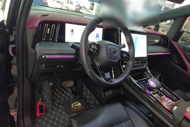 Used GAC Trumpchi M8 2023 Zongshi Series Dual-Motor Supreme Edition Center Console