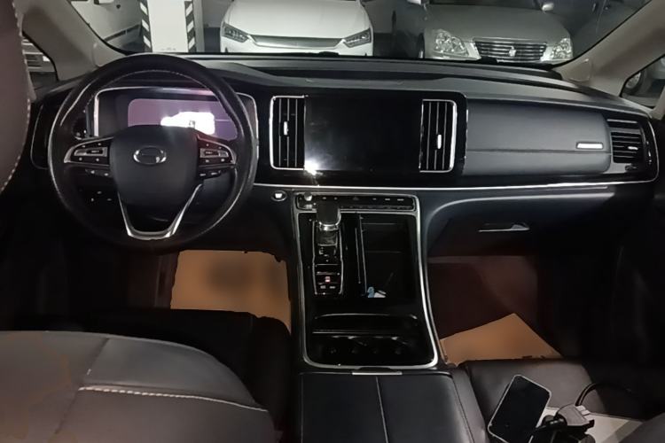 Used GAC Trumpchi M8 2023 Lingxiu Series 390T Prestige Edition Center Console