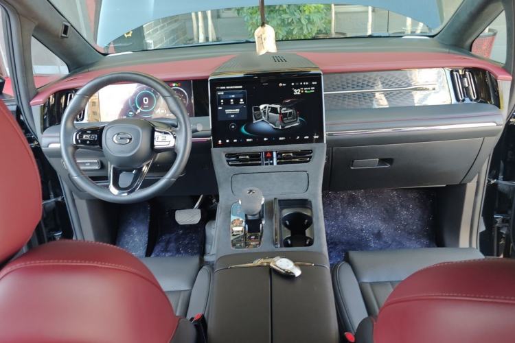 Used GAC Trumpchi M8 2023 Zongshi Series 400T Flagship Edition Center Console