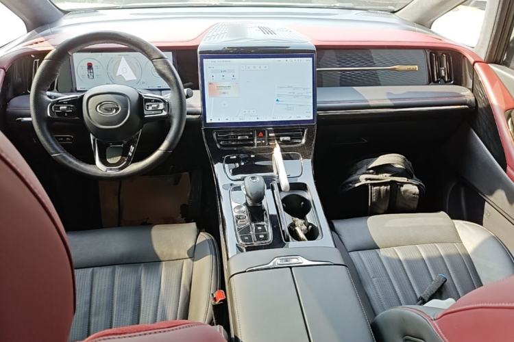 Used GAC Trumpchi M8 2023 Zongshi Series Dual-Motor Supreme Edition Center Console