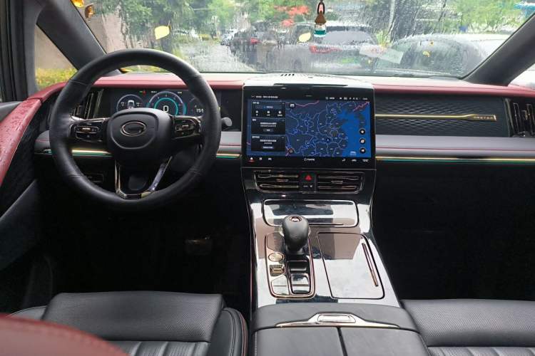 Used GAC Trumpchi M8 2023 Zongshi Series 400T Ultimate Edition Center Console