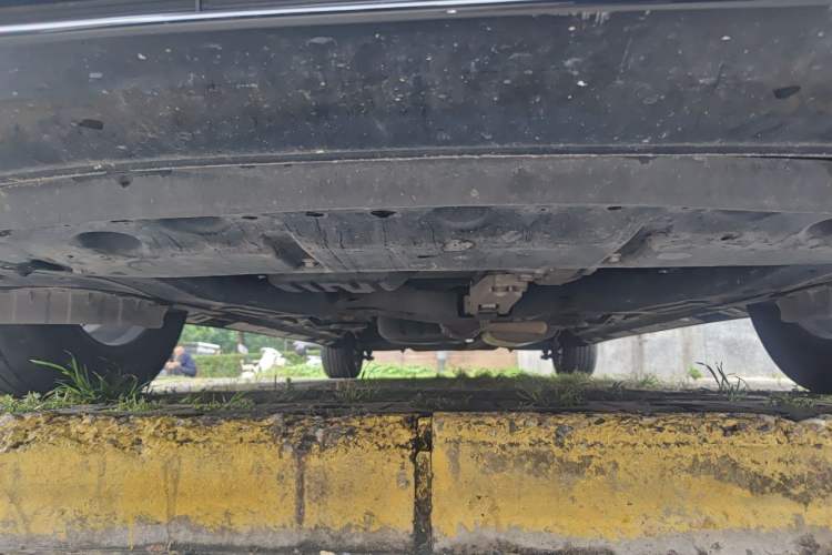 Used GAC Trumpchi M8 2023 Lingxiu Series 390T Deluxe Edition Chassis Front