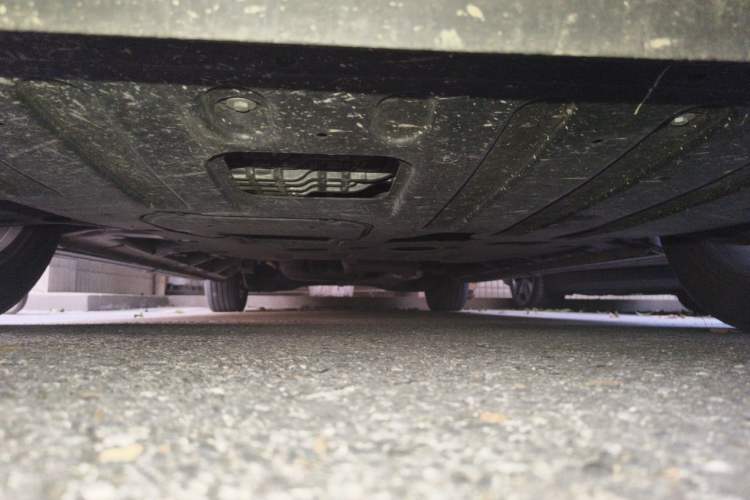 Used GAC Trumpchi M8 2023 Zongshi Series Dual-Motor Supreme Edition Chassis Front