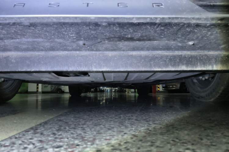 Used GAC Trumpchi M8 2023 Zongshi Series 400T Flagship Edition Chassis Front