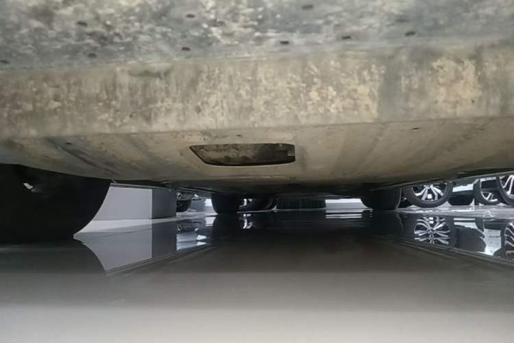 Used GAC Trumpchi M8 2023 Zongshi Series 400T Flagship Edition Chassis Front
