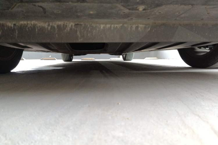 Used GAC Trumpchi M8 2023 Zongshi Series Dual-Motor Flagship Edition Chassis Front