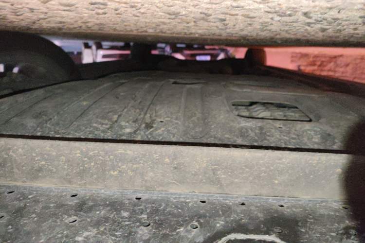 Used GAC Trumpchi M8 2023 Zongshi Series Dual-Motor Supreme Edition Chassis Front