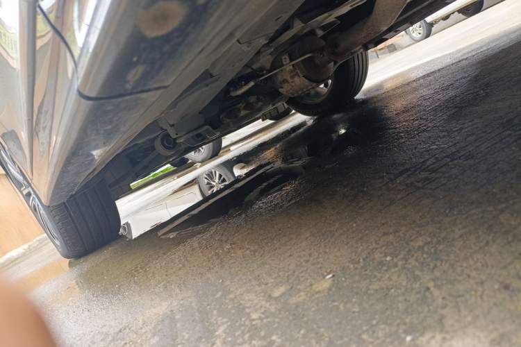 Used GAC Trumpchi M8 2023 Lingxiu Series 390T Prestige Edition Chassis Front Left