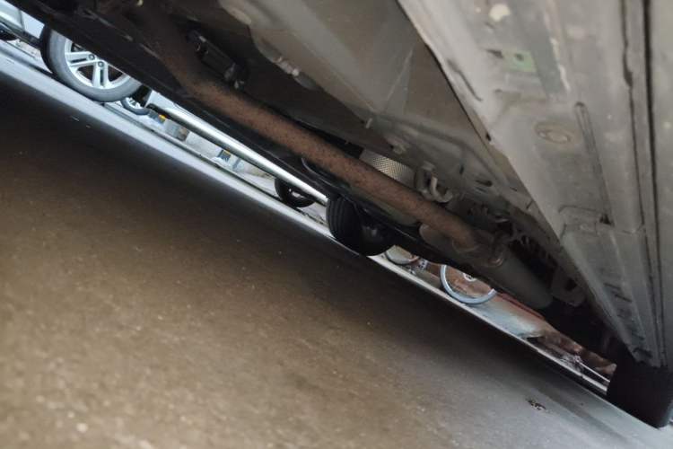 Used GAC Trumpchi M8 2023 Zongshi Series 400T Ultimate Edition Chassis Front Left