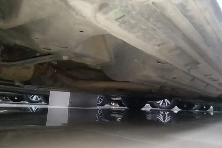 Used GAC Trumpchi M8 2023 Zongshi Series 400T Flagship Edition Chassis Front Left