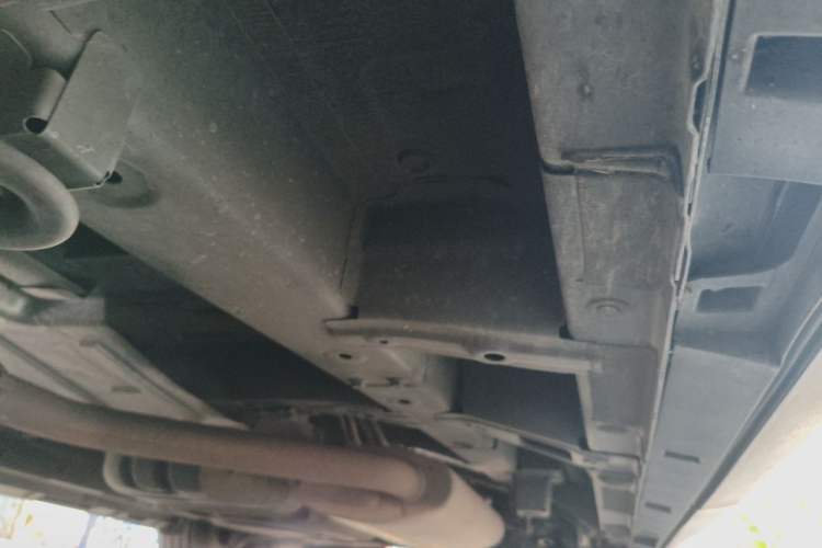 Used GAC Trumpchi M8 2023 Lingxiu Series 390T Prestige Edition Chassis Front Left