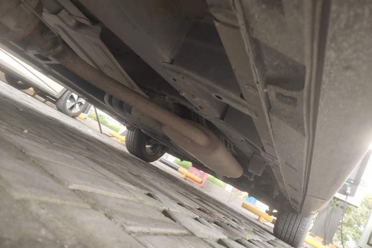 Used GAC Trumpchi M8 2023 Lingxiu Series 390T Deluxe Edition Chassis Front Left